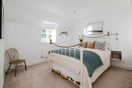 Elmsfield Farm, Worcester Road, Image 13