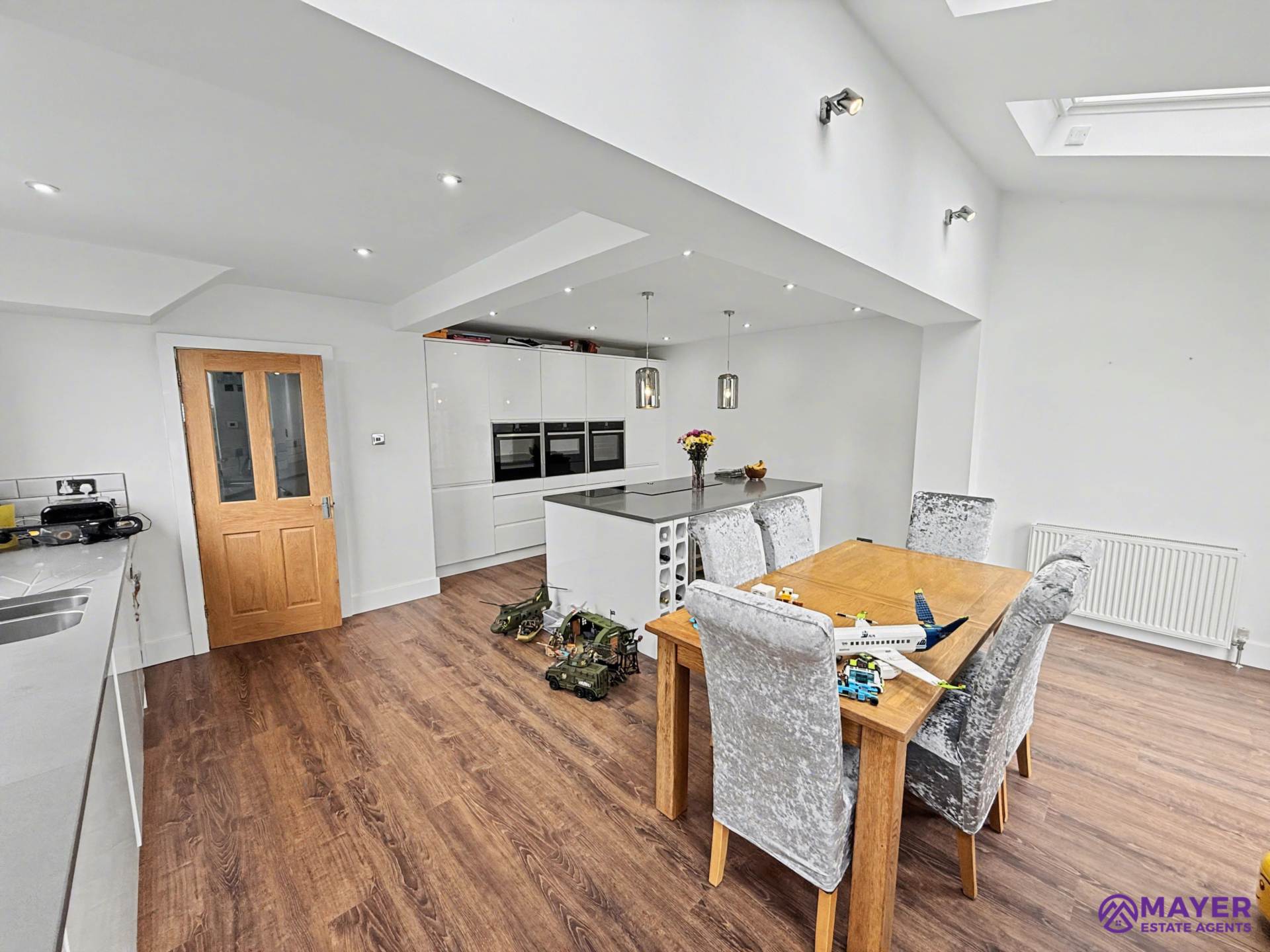 Woodford Ave, Plymouth, Image 15