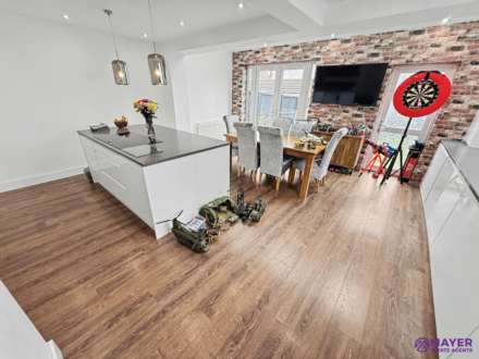 Woodford Ave, Plymouth, Image 14