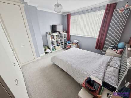 Woodford Ave, Plymouth, Image 9