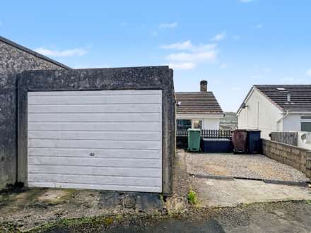 Meadow Way, Plympton, Image 18