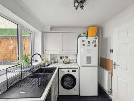 Meadow Way, Plympton, Image 6