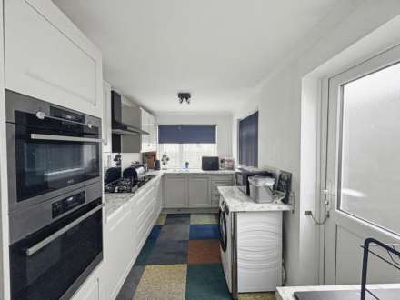 Meadow Way, Plympton, Image 8