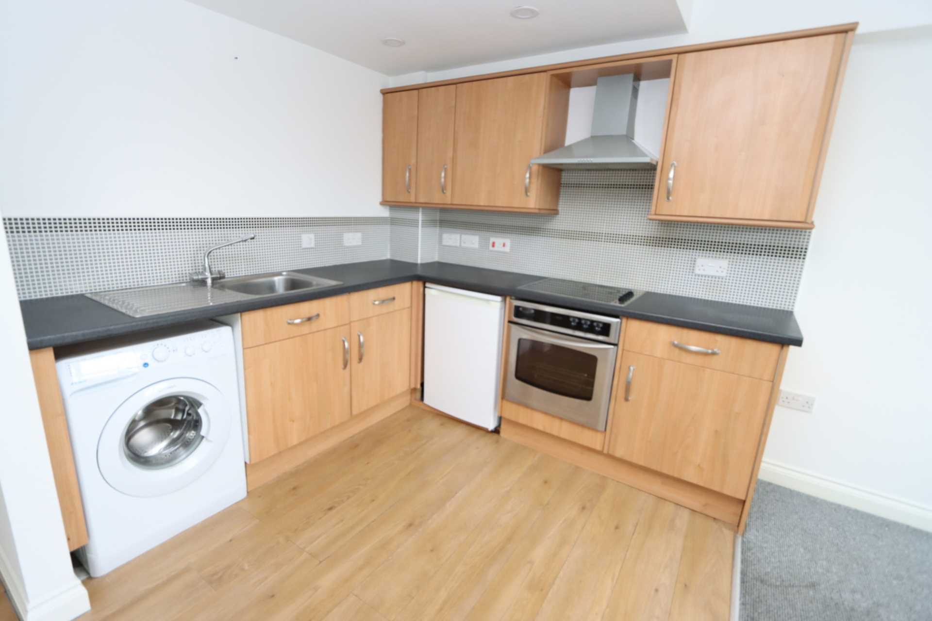 Albert Road, Stoke, Image 6