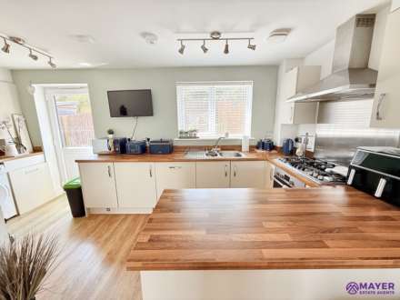 Warelwast Close, Plympton, Image 2