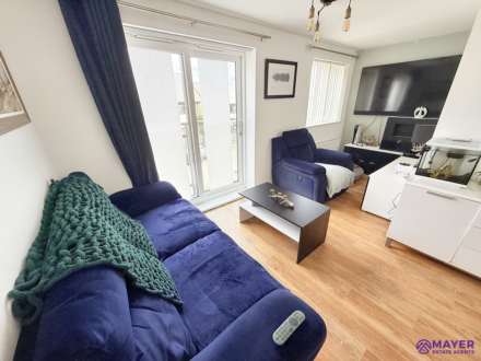 Warelwast Close, Plympton, Image 5