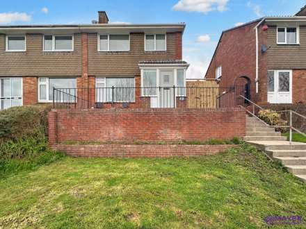 3 Bedroom Semi-Detached, Waddon Close, Plymouth