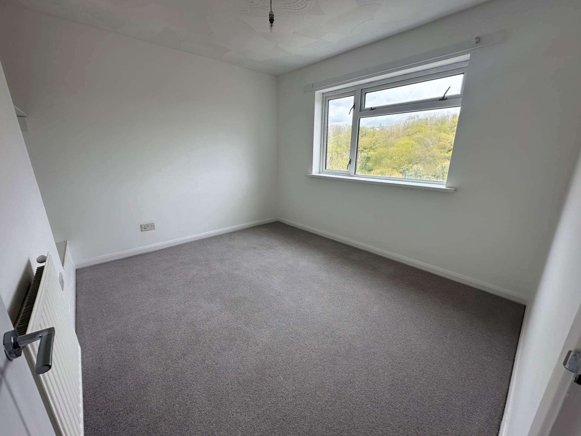 Erlstoke Close, Eggbuckland, Image 12