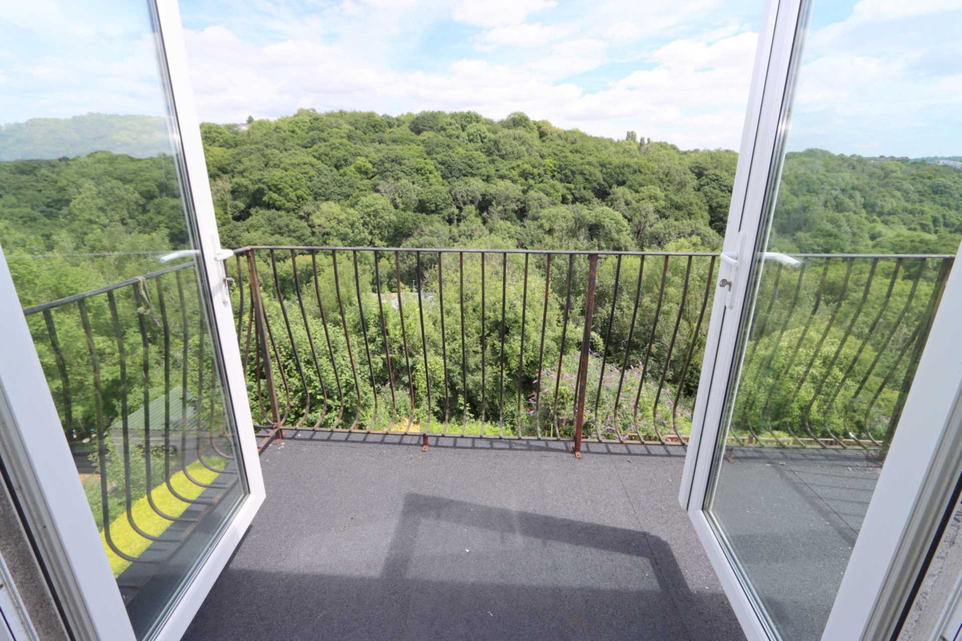 Erlstoke Close, Eggbuckland, Image 6