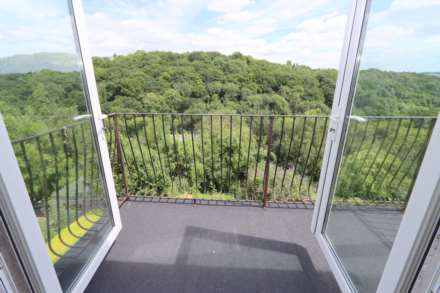 Erlstoke Close, Eggbuckland, Image 6