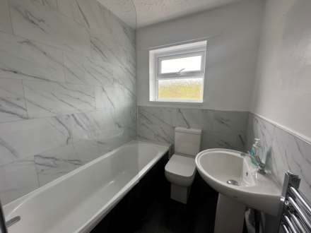 Erlstoke Close, Eggbuckland, Image 7