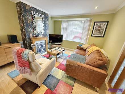 Manor Lane, Plymouth, Image 4