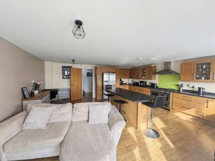 Lynmouth Close, Plymouth, Image 8