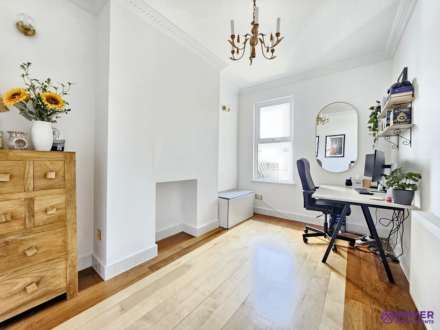 Langstone Road, Peverell, Image 3