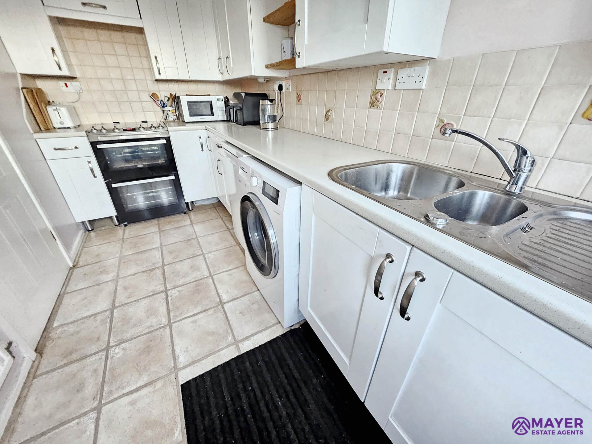 Walsingham Court, Plympton, Image 5