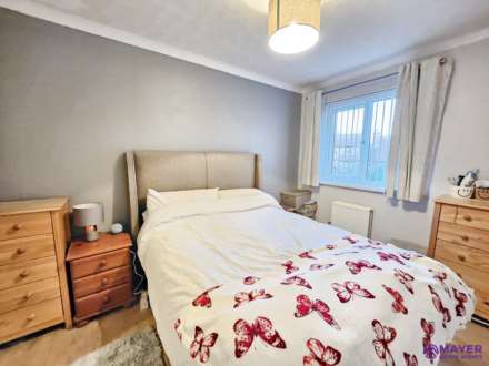 Walsingham Court, Plympton, Image 6
