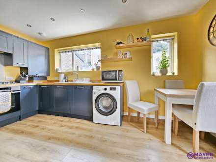 Merafield Drive, Plympton, Image 11