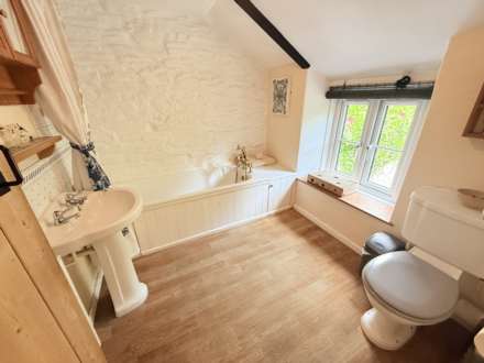 Ivy Cottage, Plymouth, Image 11
