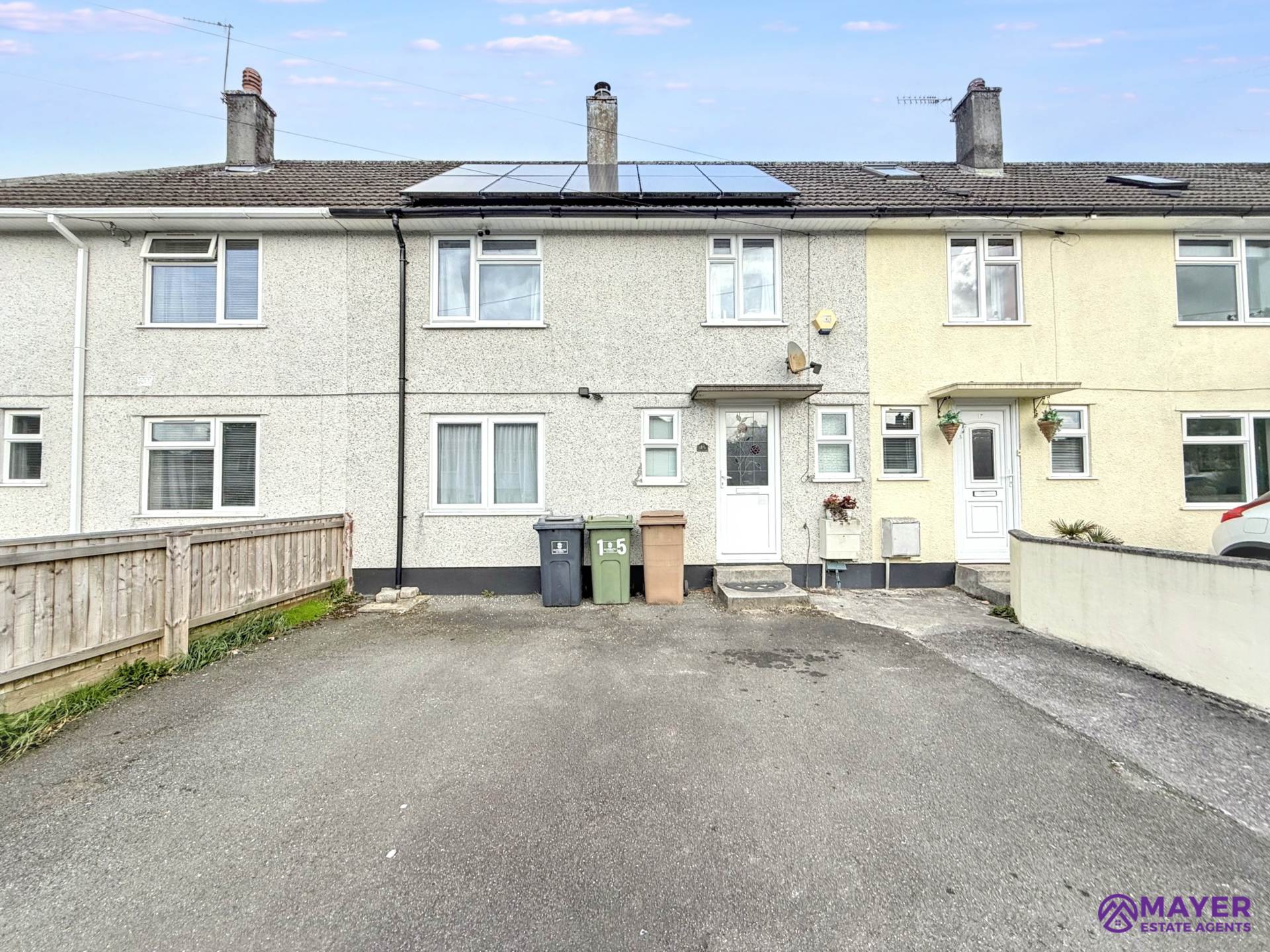 Hele Gardens, Plympton, Image 1