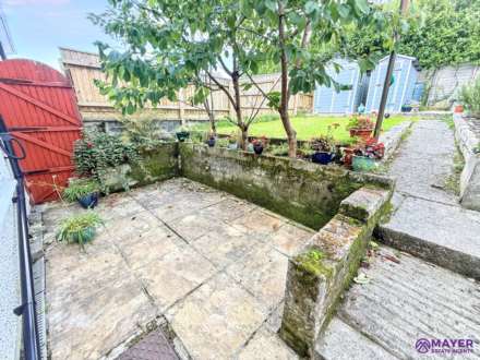 Hele Gardens, Plympton, Image 5