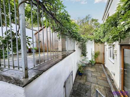 Underwood Rd, Plympton, Image 17