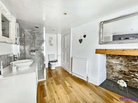 Underwood Rd, Plympton, Image 9