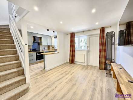 Canterbury Drive, Plymouth, Image 4