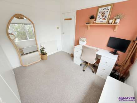 Rospeath Crescent, Plymouth, Image 10