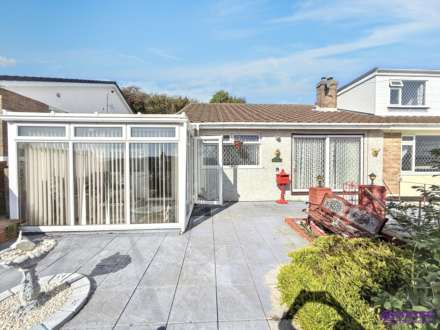 South View Park, Plympton
