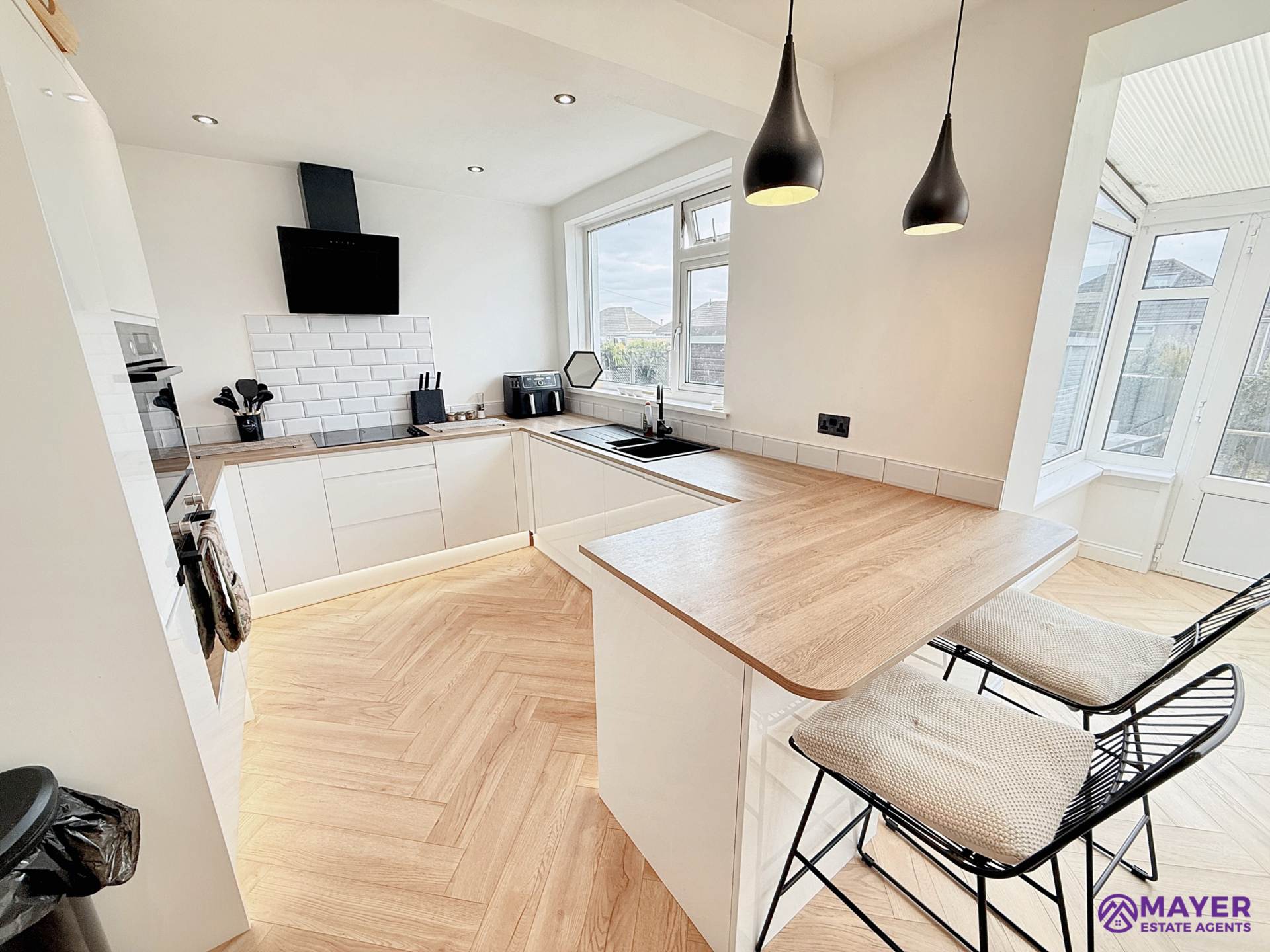 Woodford Avenue, Plymouth, Image 3