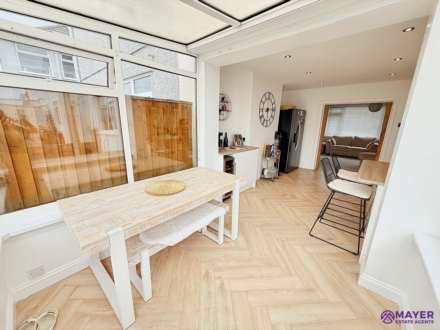 Woodford Avenue, Plymouth, Image 14