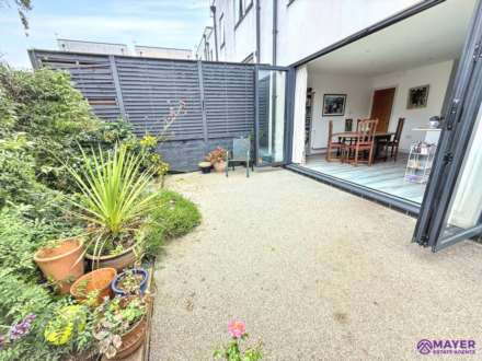 Sir Leonard Rogers Close, Plymouth, Image 7