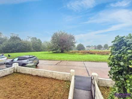 Berwick Avenue, Plymouth, Image 13