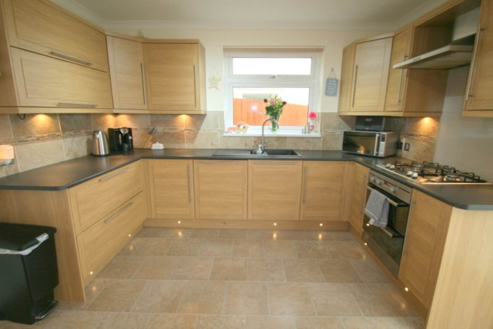 Hill Close, Plympton, Image 5