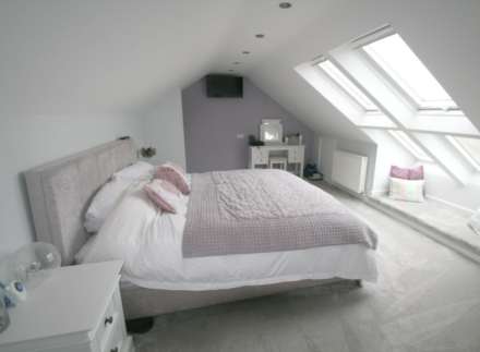 Hill Close, Plympton, Image 2