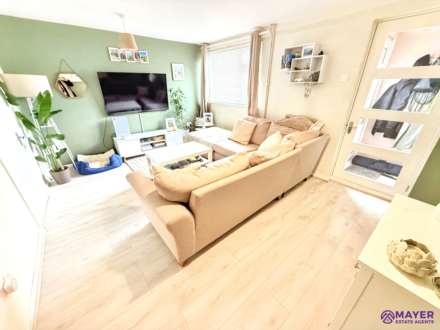 Swift Gardens, Plymouth, Image 3