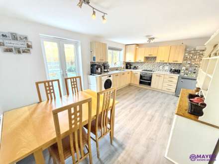 Olympic Way, Glenholt, Image 4