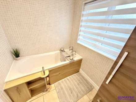 Wellfield Close, Plympton, Image 9