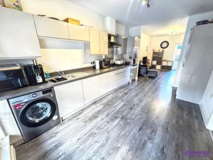 Capricorn Way, Sharford, Image 6