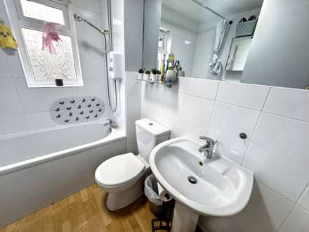 Wykeham Drive, Plymouth, Image 11