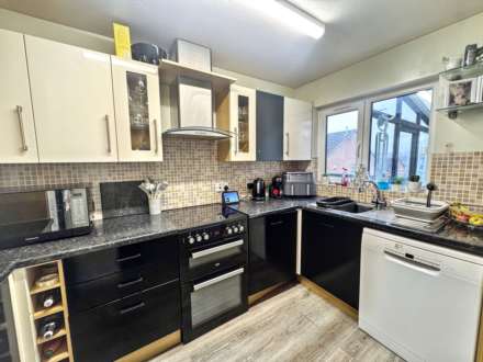 Wykeham Drive, Plymouth, Image 6