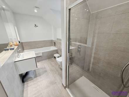 Fairway Gardens, Sparkwell, Image 14