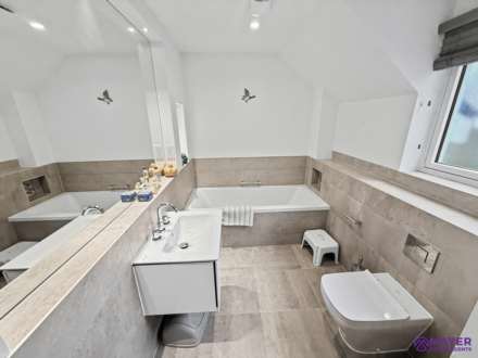 Fairway Gardens, Sparkwell, Image 15