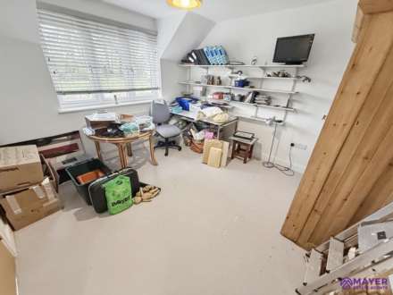 Fairway Gardens, Sparkwell, Image 16