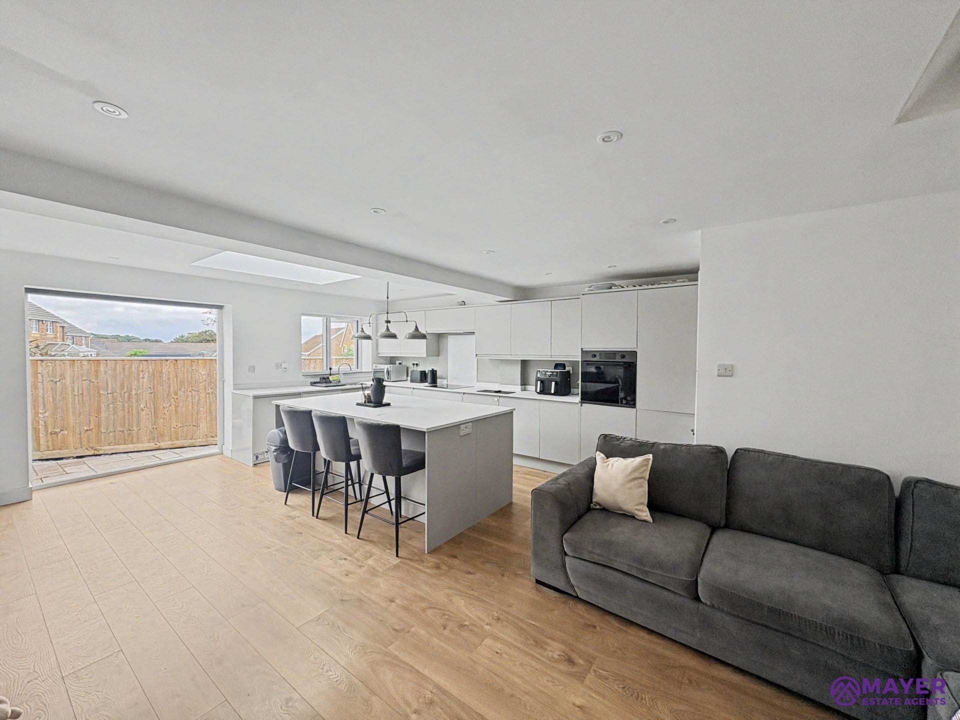 Walnut Drive, Plymouth, Image 2