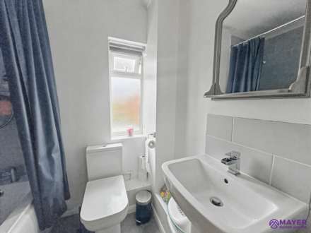 Walnut Drive, Plymouth, Image 12