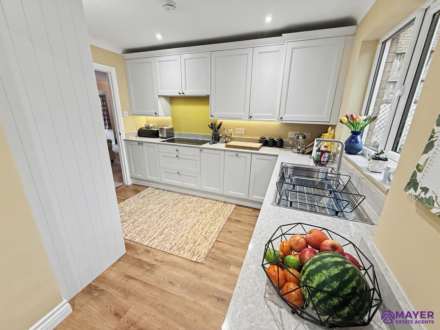 Greenwood Park Close, Plymouth, Image 6