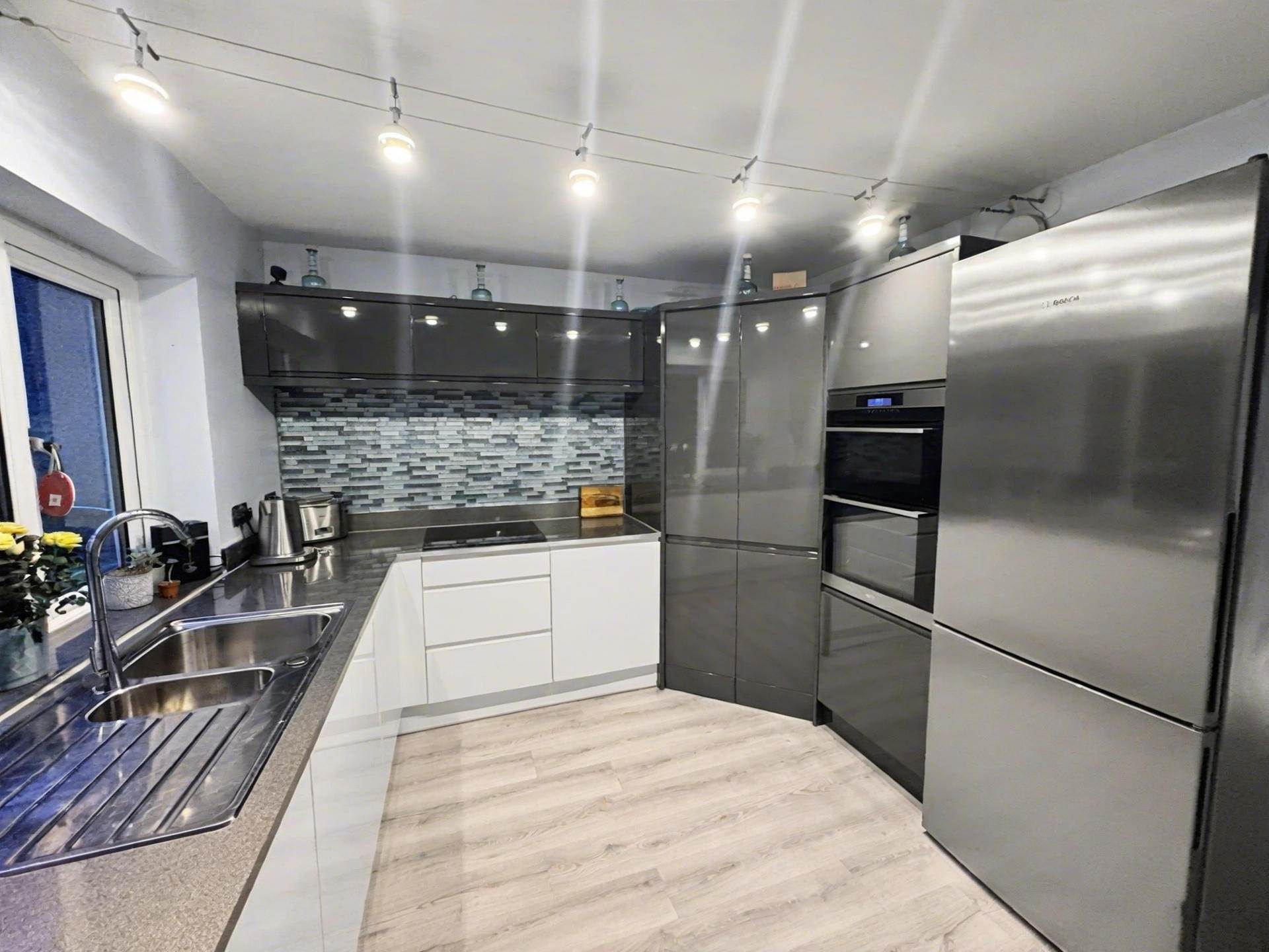 Almeria Court, Plymouth, Image 2