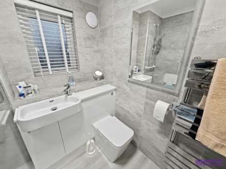 Summerlands Close, Plymouth, Image 7