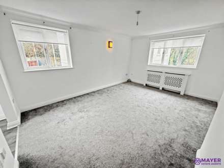 Austin Crescent, Plymouth, Image 3